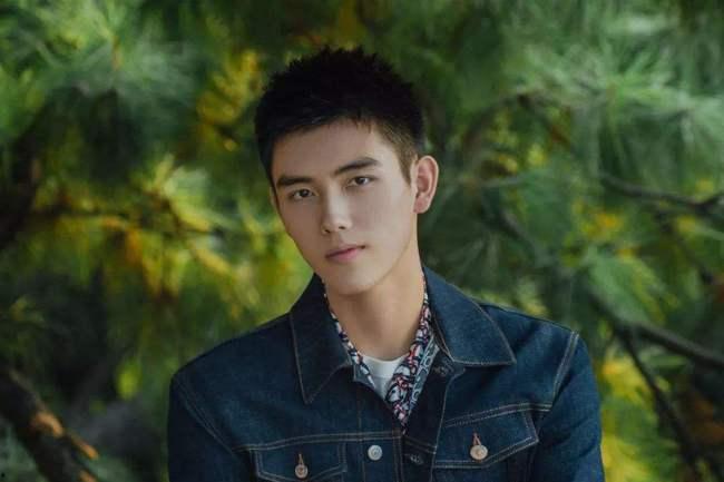 娱乐爆料陈飞宇,揭秘明星背后的故事 第2张 娱乐爆料陈飞宇,揭秘明星背后的故事 第2张